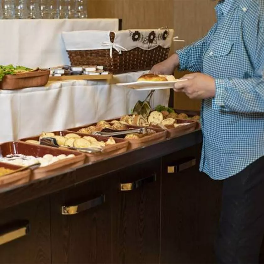 Continental Hotel FOOD (Copy).jpg